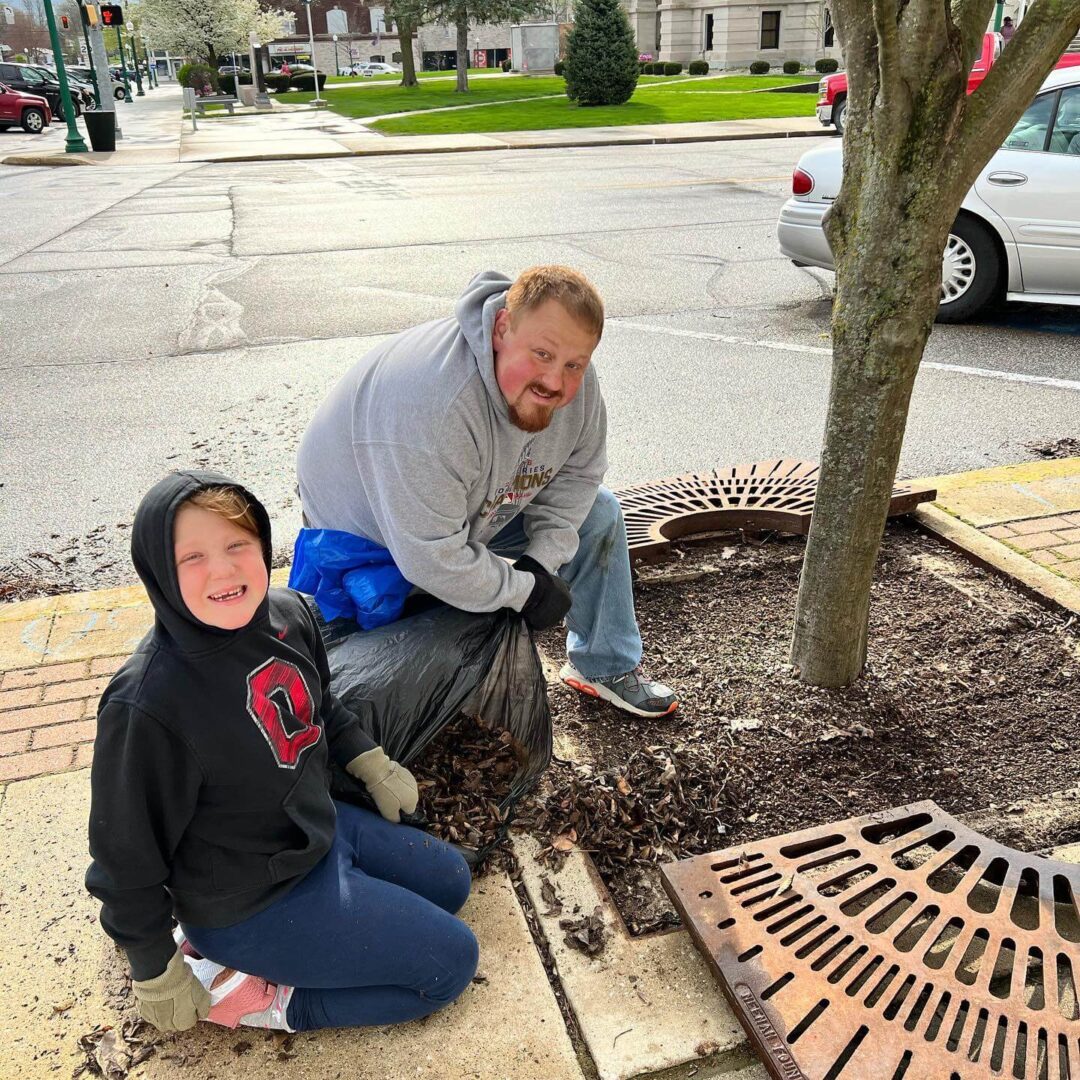 Clean up Mayor Ryan Daniel Columbia City Connect Downtown Clean up Day Mayor Ryan Daniel and Lil Red