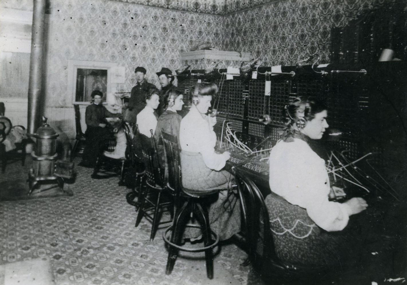 Columbia-City-Telephone-Office-1904